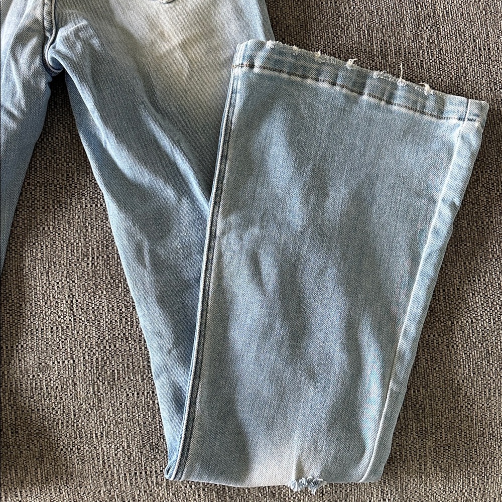 BNWT KanCan Light Blue Distressed Jeans - Picture 8 of 10